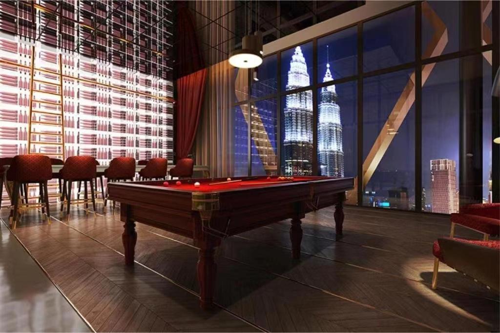 Borderless Swimming Pool - Invincible Twin Towers View - Free Wifi Apartment Kampong Gombak Utara Exterior photo